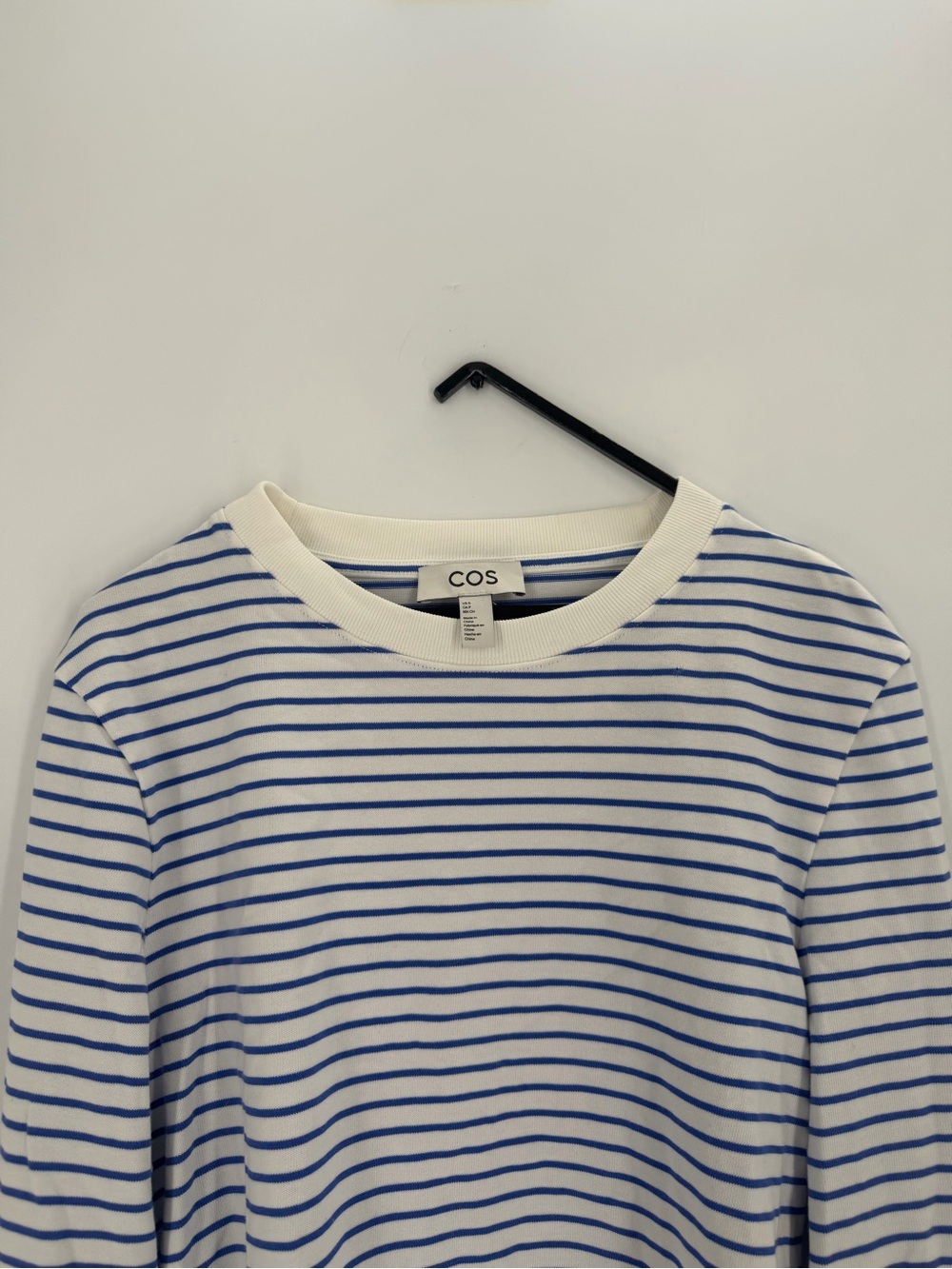 Cos Slim Fit Heavyweight Long Sleeve T-Shirt In White Deep Blue